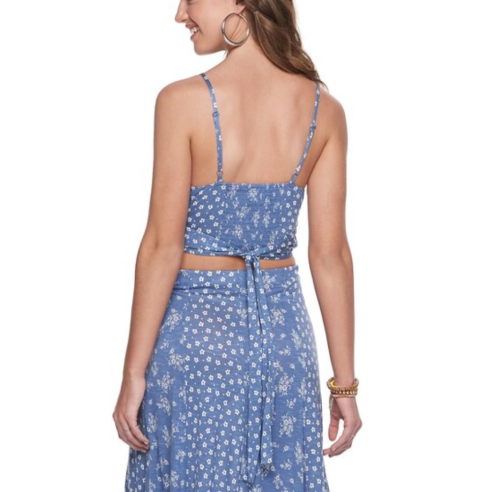 American Rag Halter Crop Top - Picture 2 of 4